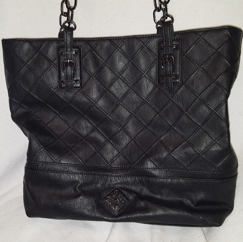 Black Textured Vera Wang Purse